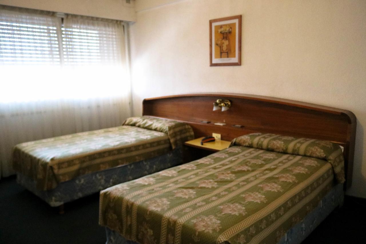 Avant Park Hotel ลารีโอคา ภายนอก รูปภาพ