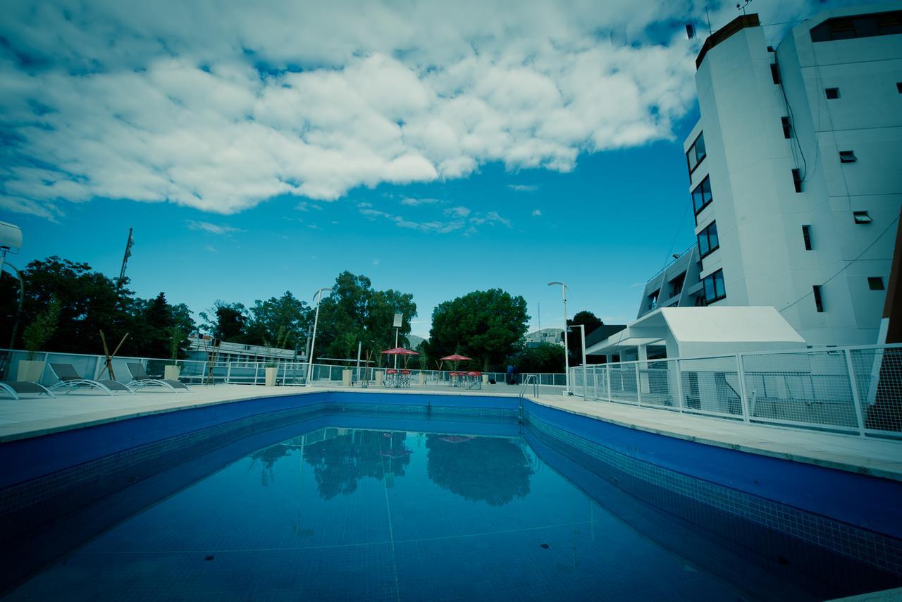 Avant Park Hotel ลารีโอคา ภายนอก รูปภาพ
